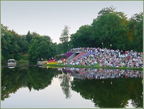 Zeven Mijlszomer -|- Foto: Friso Geerlings  het WWCW 2006