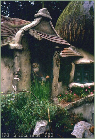 De eerste versie van het huisje met het waterrad in 1981 -|- Foto: E.A.H. © het WWCW 2005