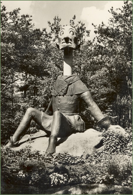 Ansichtkaart 'Natuurpark de Efteling' - Langnek -|- Scan: Friso Geerlings  het WWCW 2005