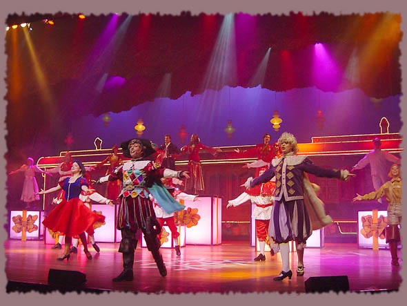 Wonderlijke Efteling Show 2003 -|- Foto: Bram Elstak  Het WWCW 2003