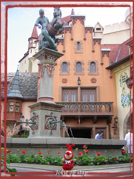 Jokie op stap in Epcot -|- Foto: Jorn van de Wetering © het WWCW 2005