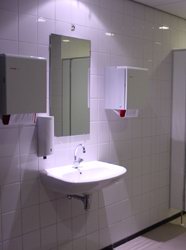 Wastafel Pandadroom WC's -|- Foto: Friso Geerlings, (c) Het WWCW 2002