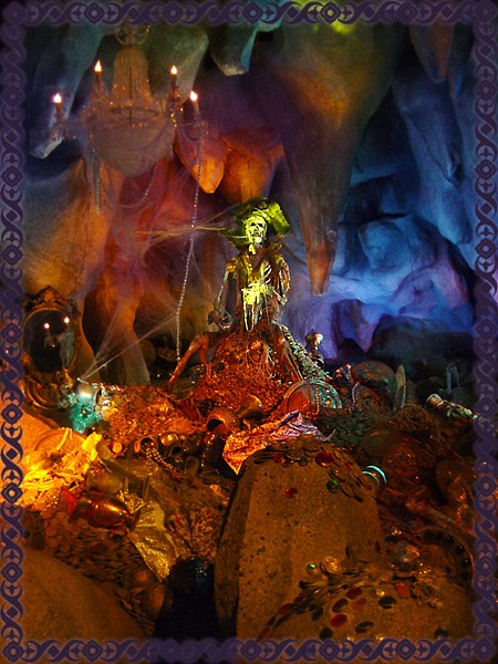 Skelet in de laatste scne van de Disneyland Paris-versie van 'Pirates' -|- Foto: Bram Elstak  het WWCW 2004