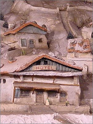 Het Diorama - De Alpenhotels -|- Foto: Friso Geerlings  Wonderlijke WC Web 2003