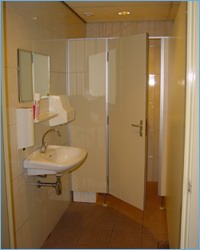 Dames toilet  -|- Foto: Friso Geerlings (c) 2002 het WWCW